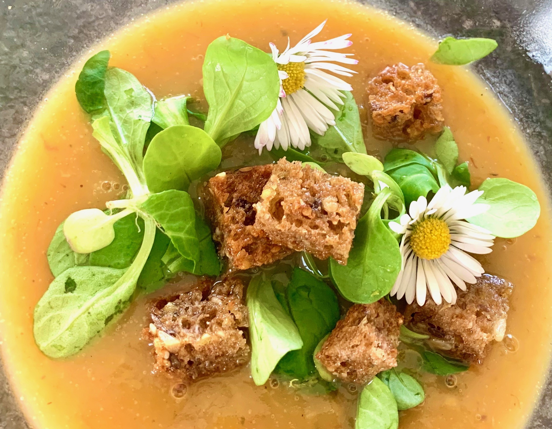 Rezept-Tipps aus dem Netzwerk: Kartoffelsüppchen mit frischem Feldsalat ...