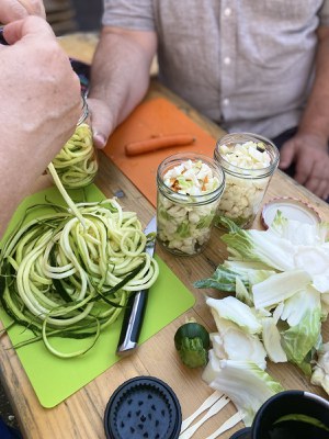 Am 21.9. findet der erste bundesweite Slow Food Tag statt: Die regionalen Gruppen des Vereins laden zu Verkostungen, langen Tafeln und Genusswanderungen ein.