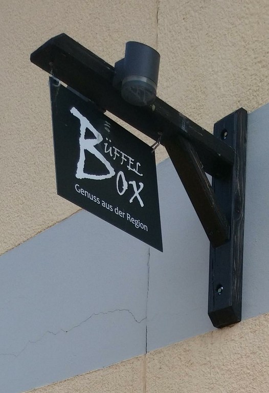 Schwabenbüffel Büffelbox Schild.JPG