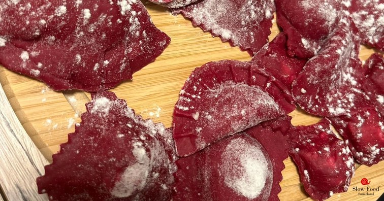 Ravioli-Teig mit Roter Bete